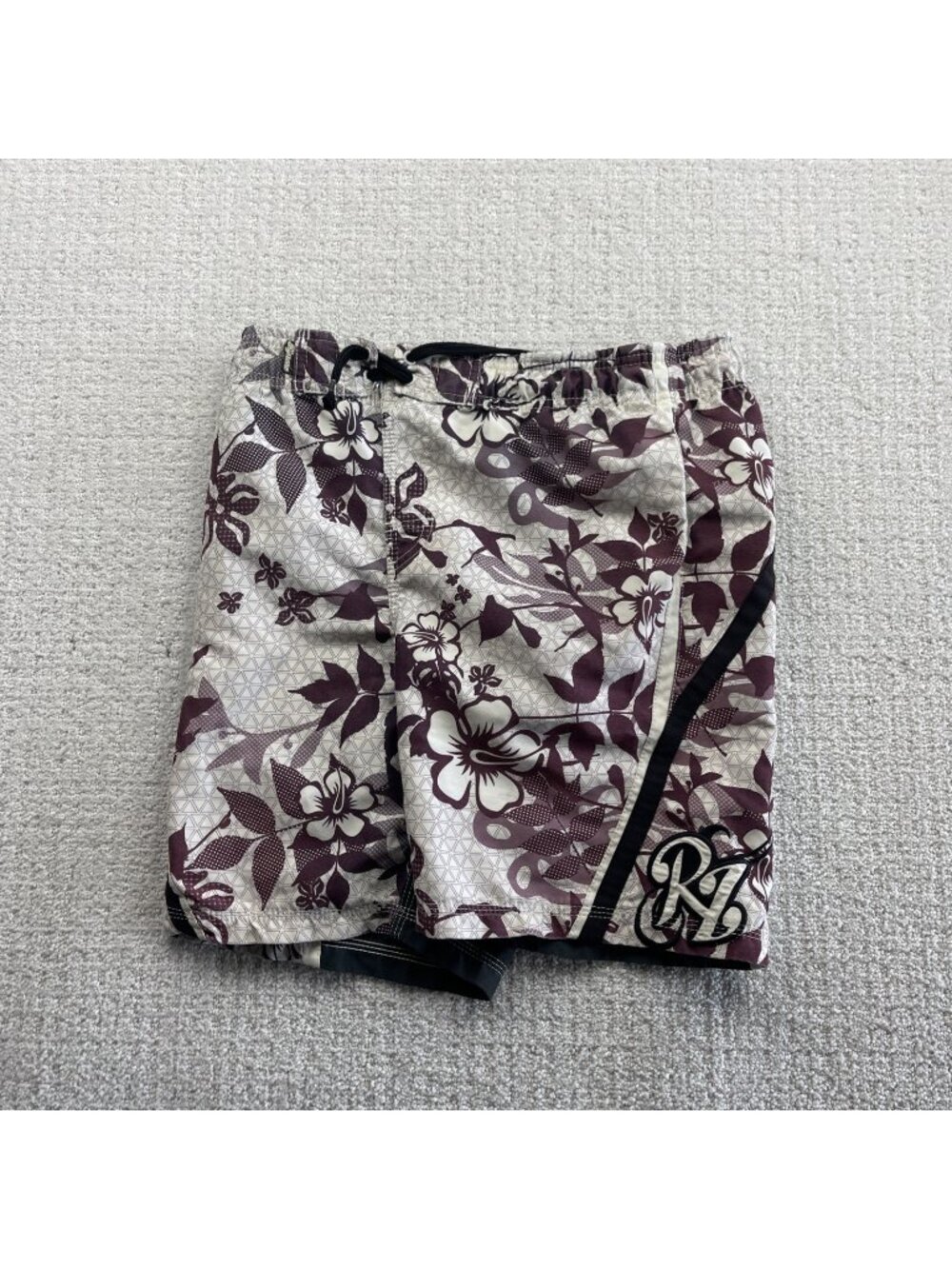 Y2K Vintage 2000s Ripzone Brown / White Surf Shorts Size L** Swim/Board Trunks